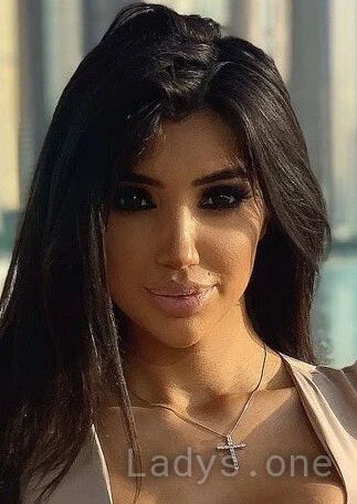 Chloe Khan