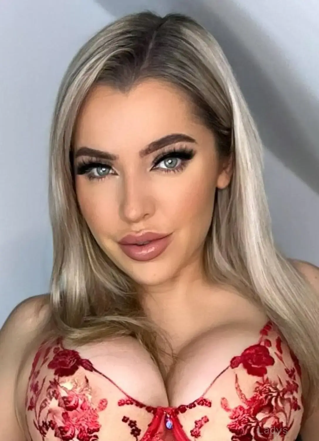Jasmin M