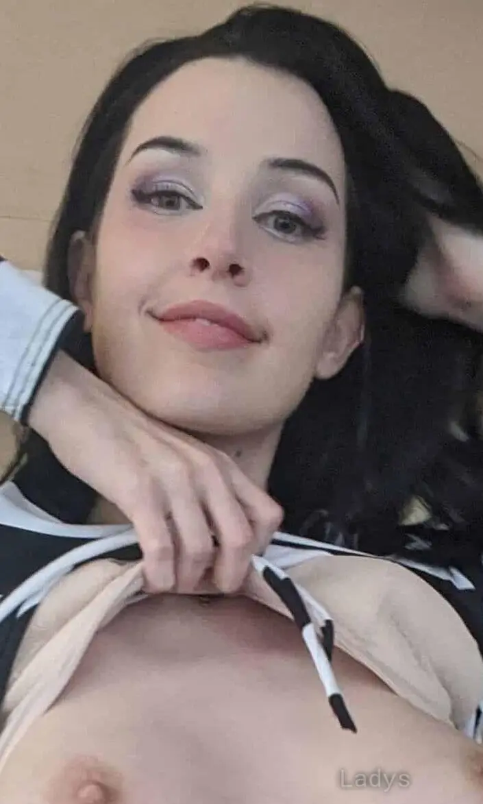 Aella_Girl