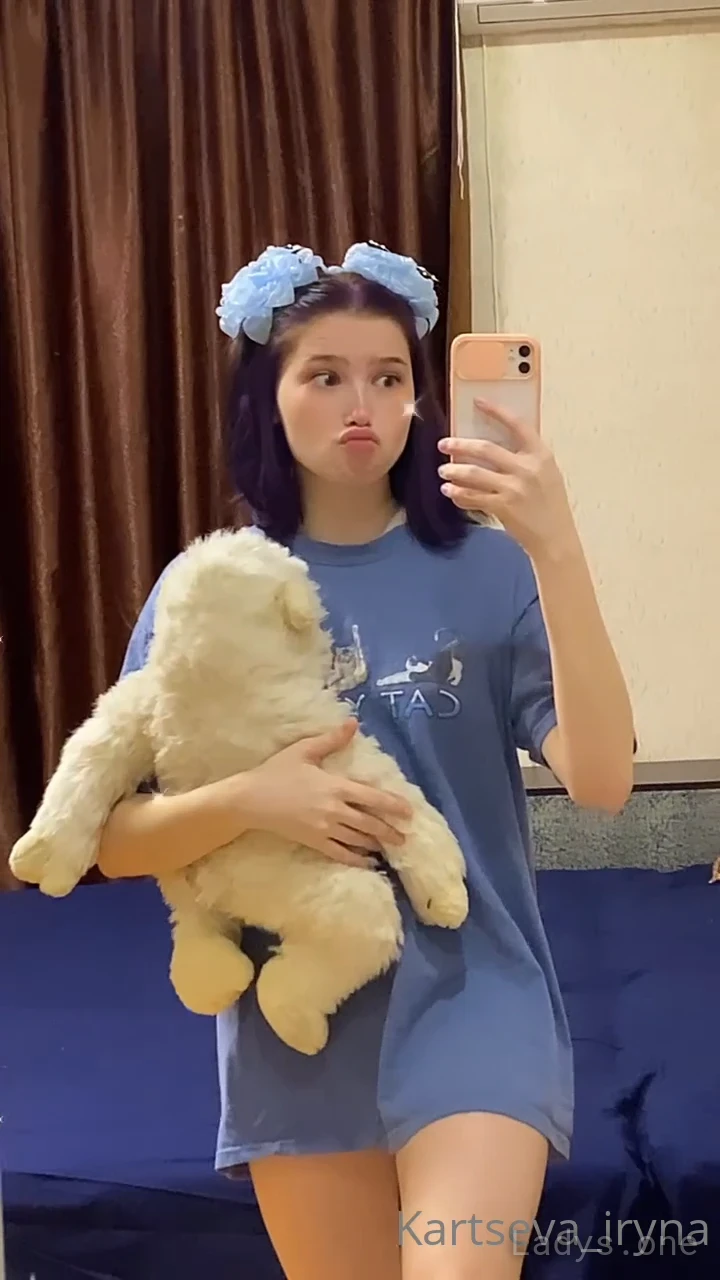 iryna kournikova oorn