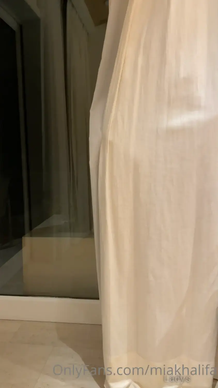Beautiful nude girl mia khalifa new porn