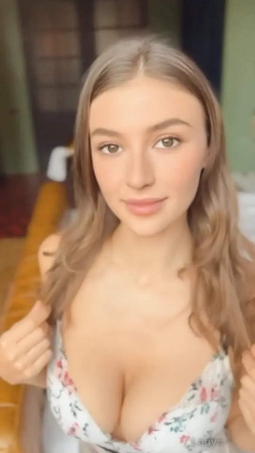 Beautiful nude girl olivia casta xvideo