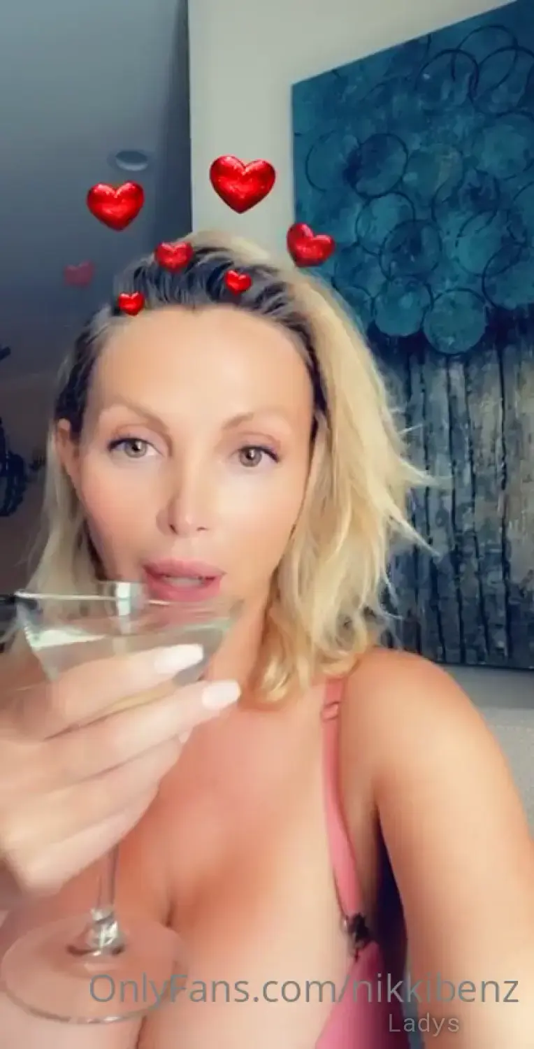 Beautiful nude girl nikki benz kim k