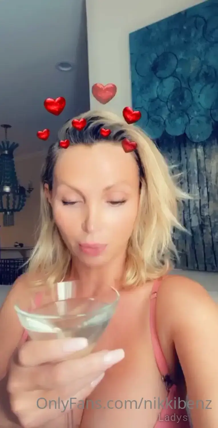 Beautiful nude girl nikki benz kim k