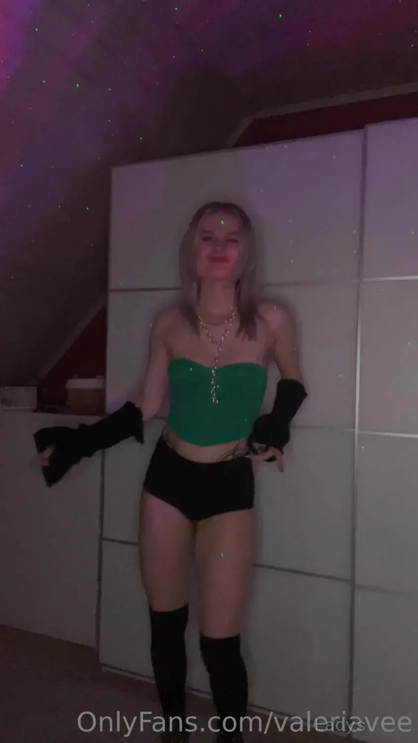 Beautiful nude girl valeriavee lporn