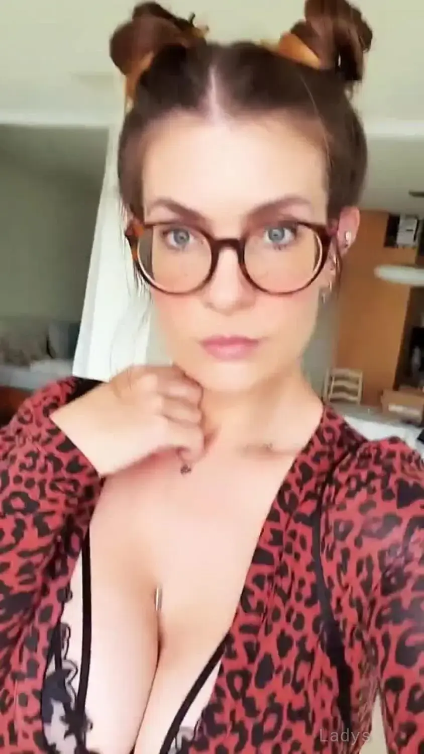 Beautiful nude girl zartprickelnd leaks video-1