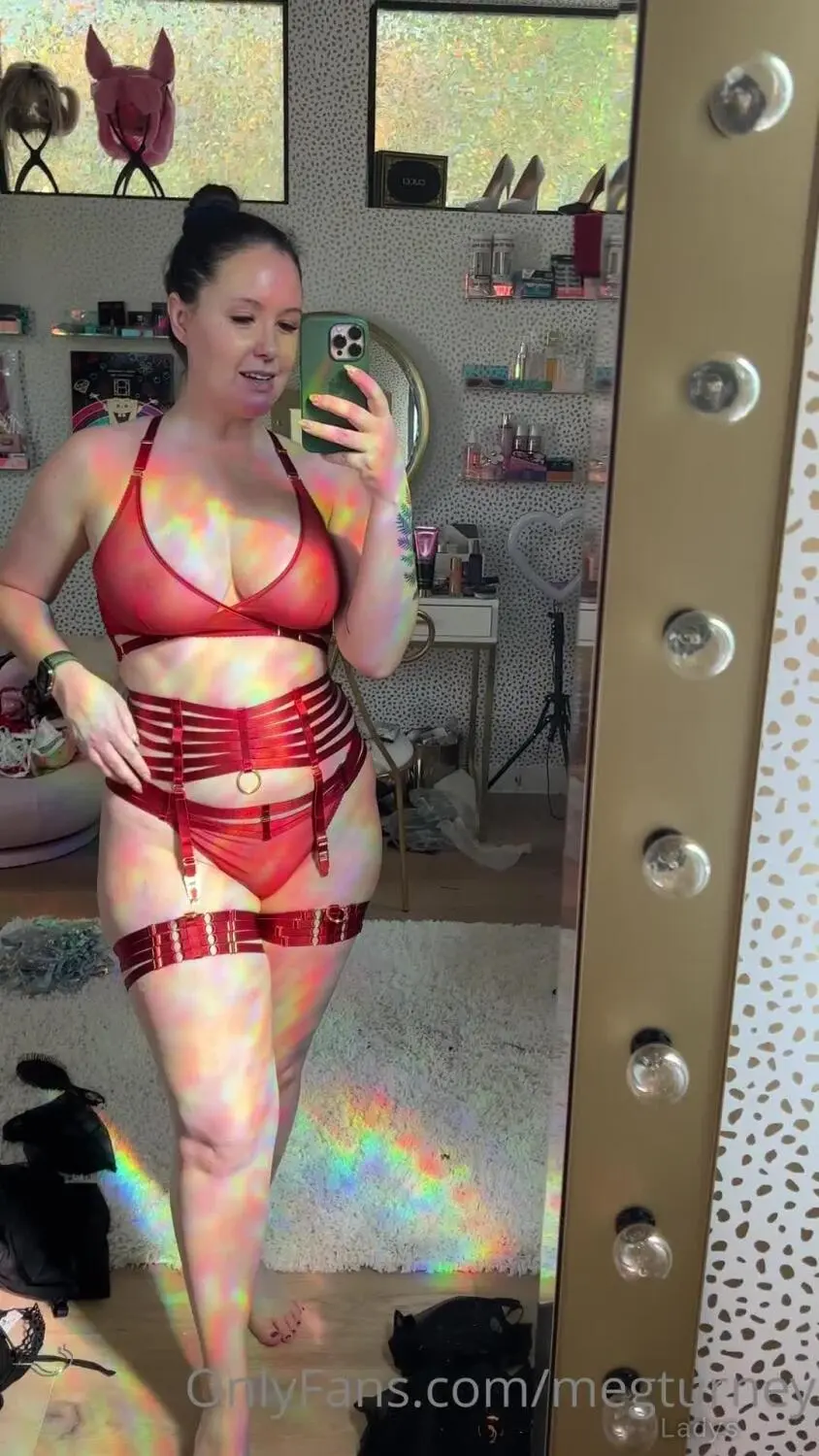 Beautiful nude girl meg turney leaked video