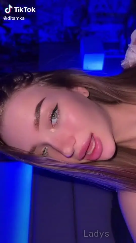 Beautiful nude girl ditsm video porno