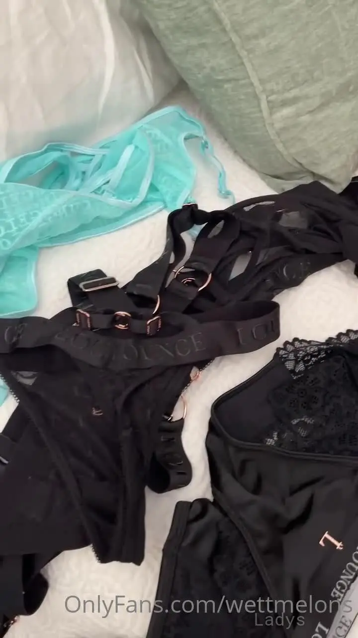 Beautiful nude girl wettmelons fuck video