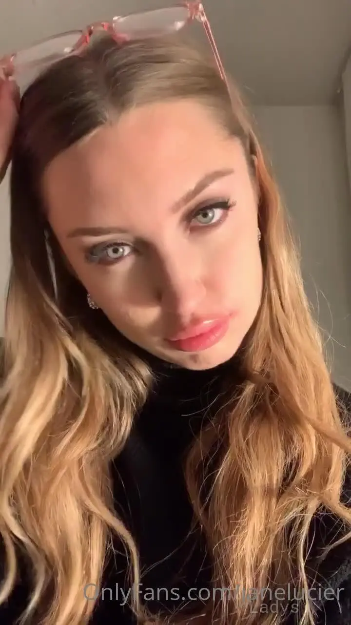 Beautiful nude girl Jane Lucier-1
