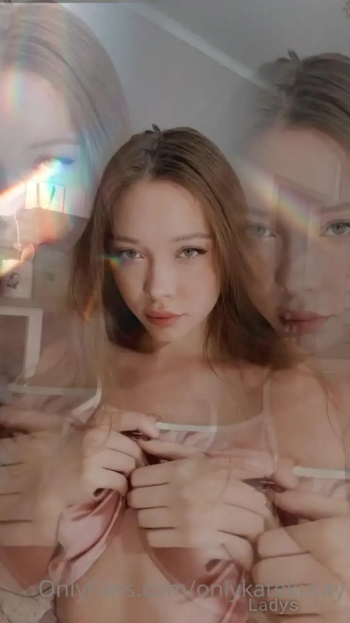 Beautiful nude girl Kate Kuray
