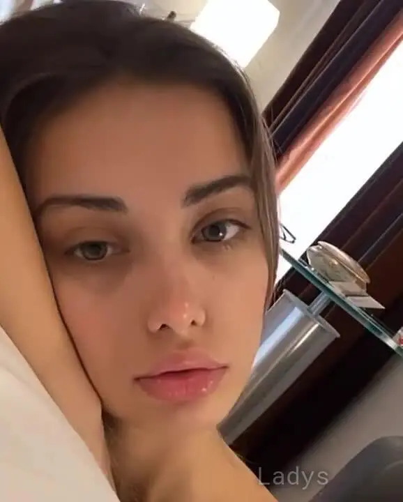 Beautiful nude girl Liza Kovalenko-1