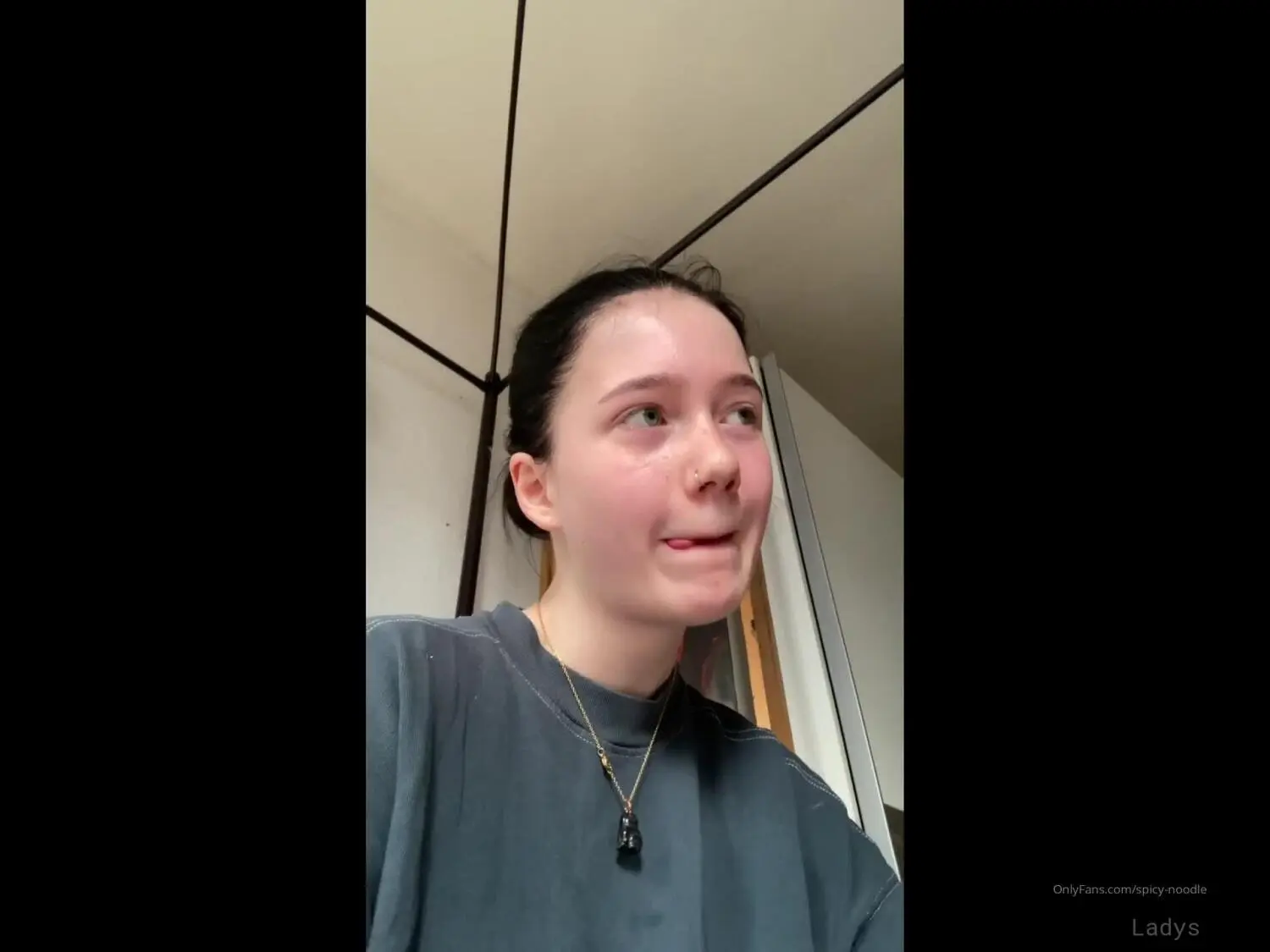 Beautiful nude girl Spicynoodle666