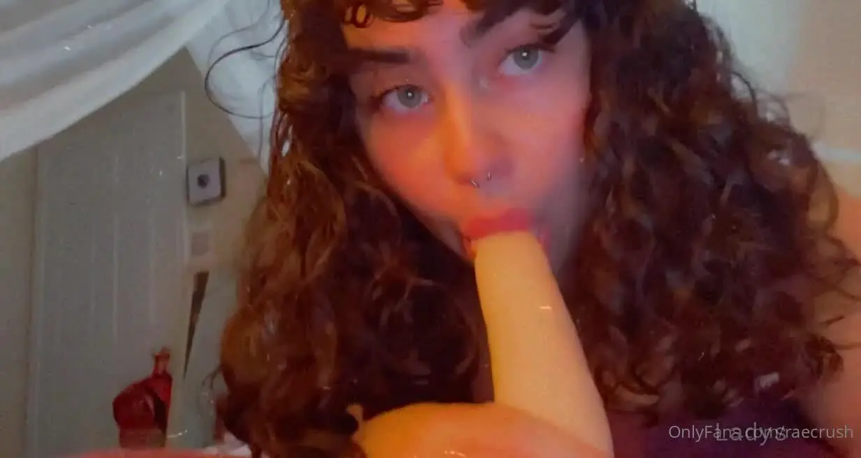 Beautiful nude girl Raecrush