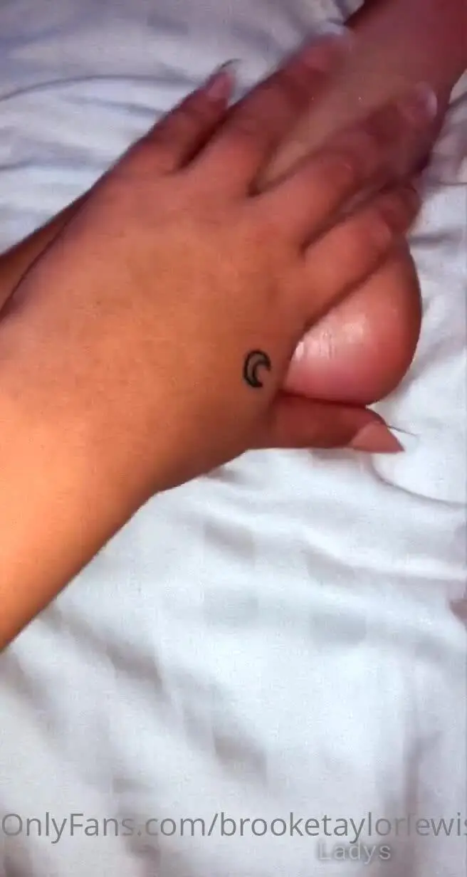 Brooke Taylor Lewis OnlyFans video clip