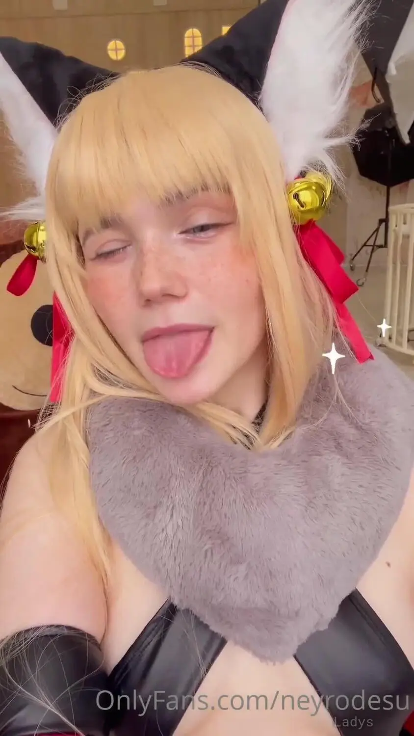 Beautiful nude girl Neyrodesu