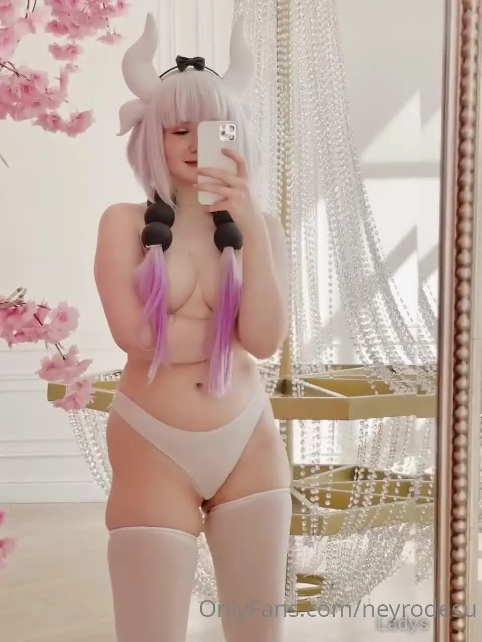 Beautiful nude girl Neyrodesu-1