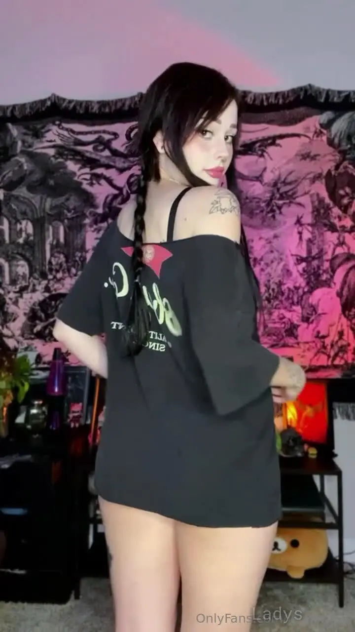 Beautiful nude girl Lolaxmina-1
