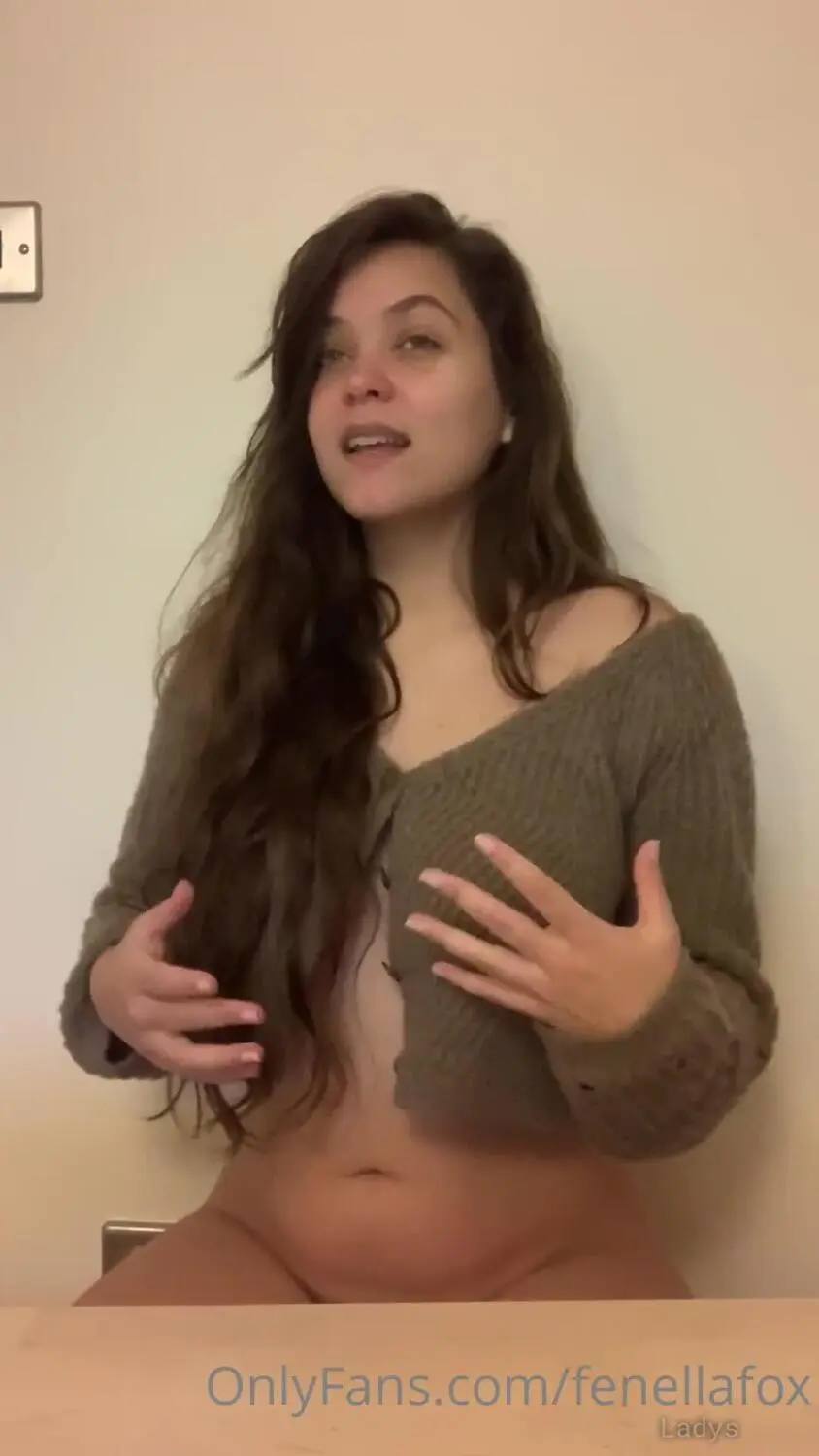 Beautiful nude girl FenellaFox-1
