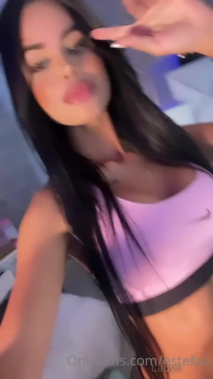 Beautiful nude girl Estefaa