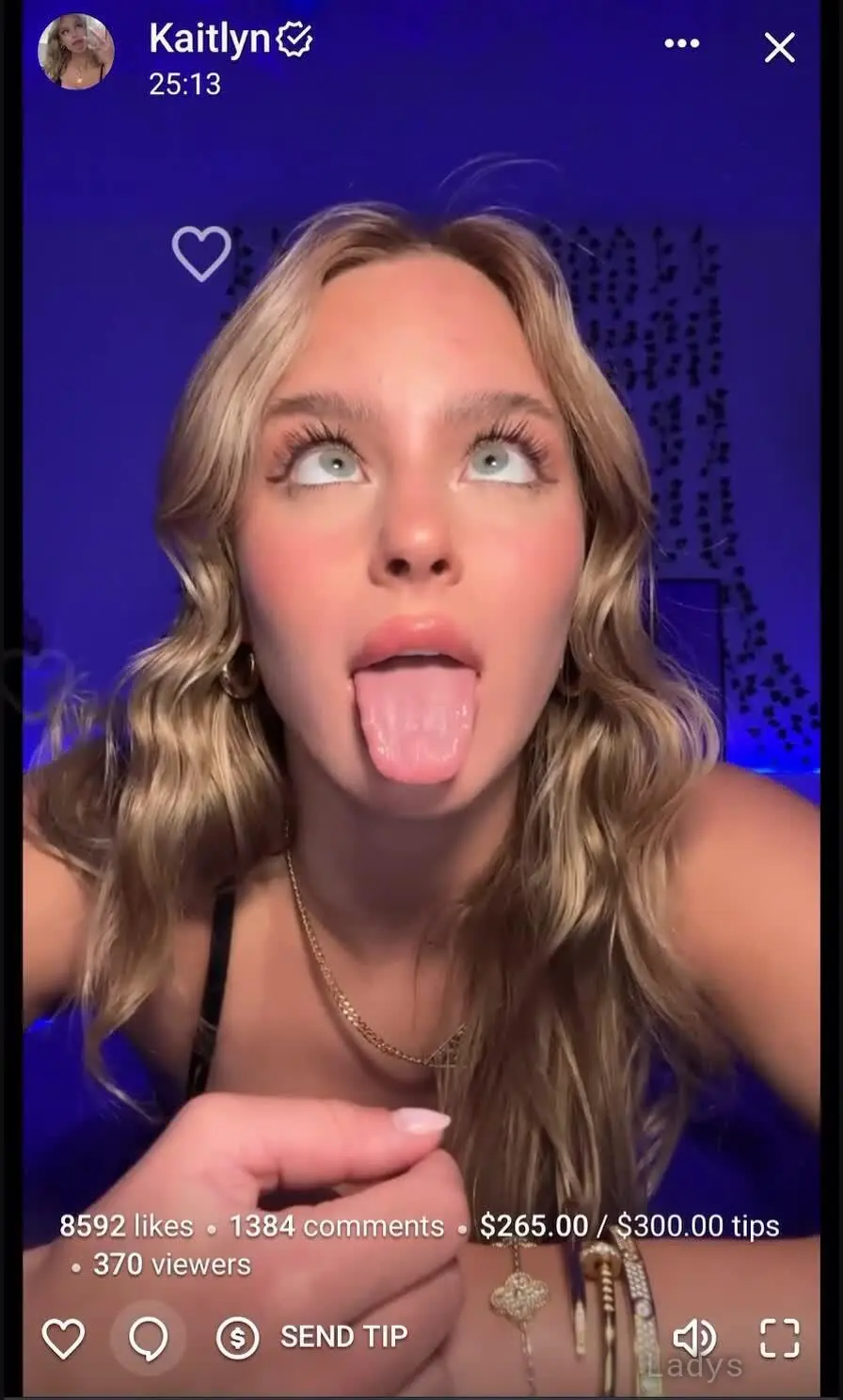 Beautiful nude girl Kaitlyn Rose