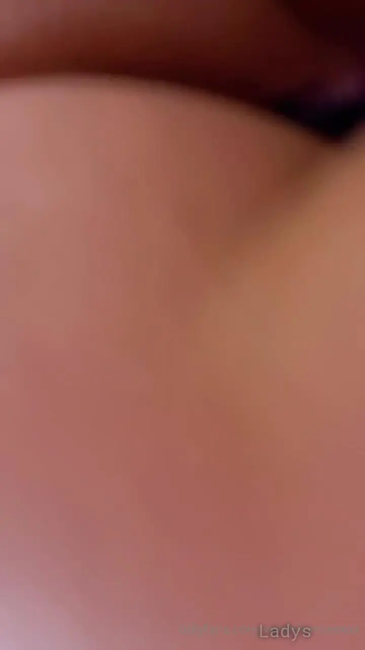Beautiful nude girl VeronicaRoseXox