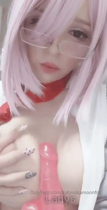 Beautiful nude girl Katyuska Moonfox